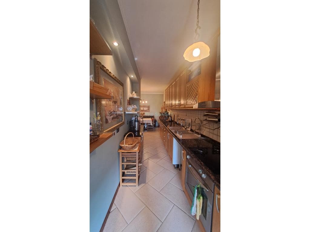 Apartament 2+1 për qira në Bllok 4