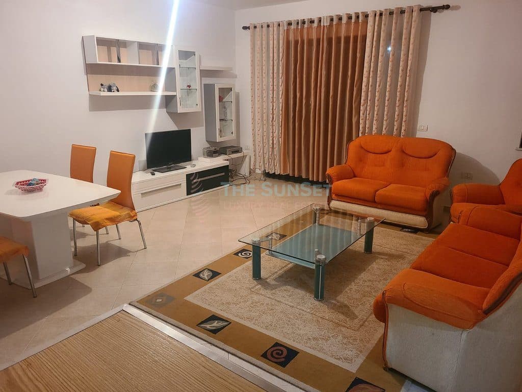 Apartament 2+1+2 për shitje pranë Spitalit Amerikan 3 3