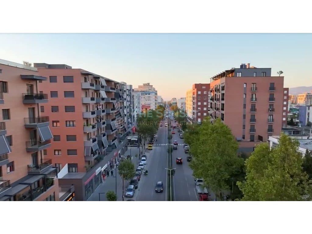 Apartament 2+1 për shitje te Kthesa e Kamzës 1