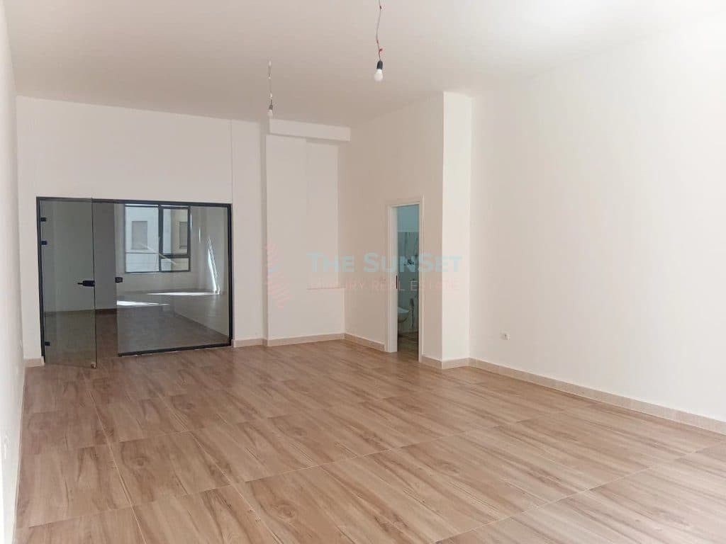 Studio për qira ditore pranë Downtown 3