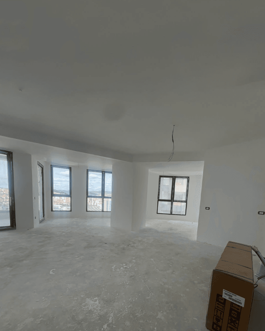 3 Banesa në Shitje në PRISHTINA CITY CENTER 4