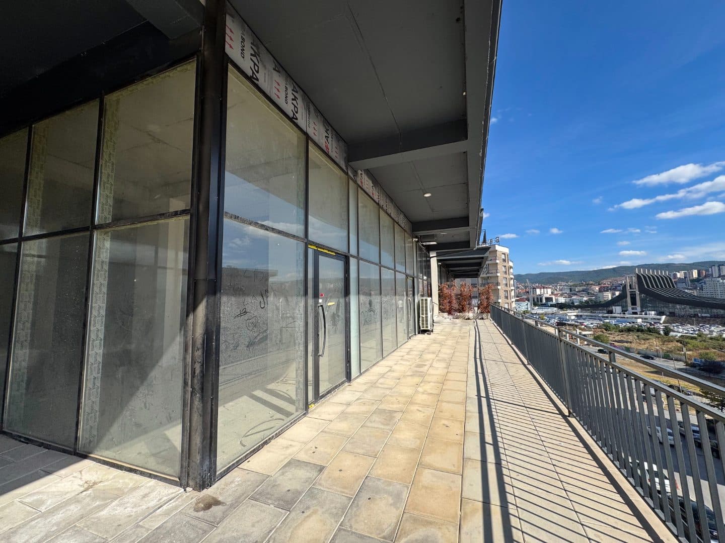 Lokal në Shitje 360m² në Prishtinë 4