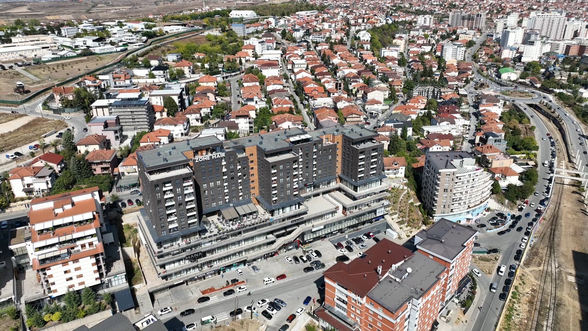 Lokal në Shitje 360m² në Prishtinë 3