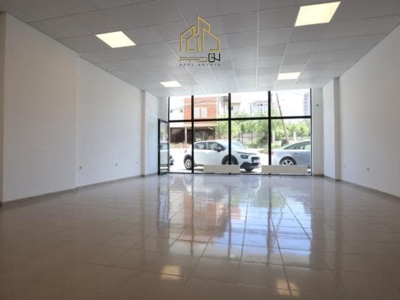 Lokal me qira – Prishtina e Re