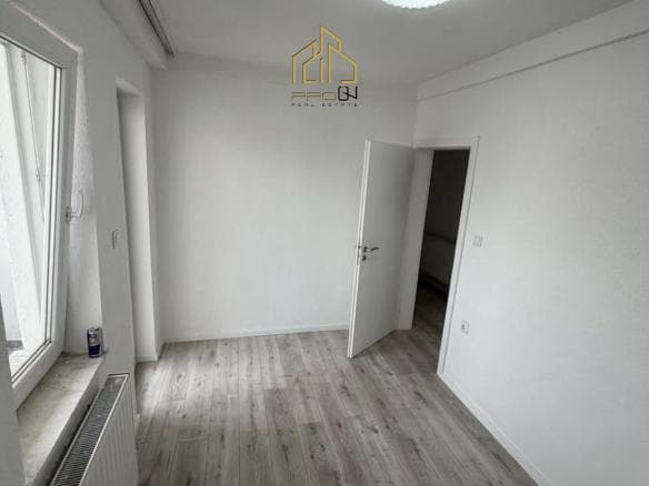 Banesë / Zyre me qira – Qendër