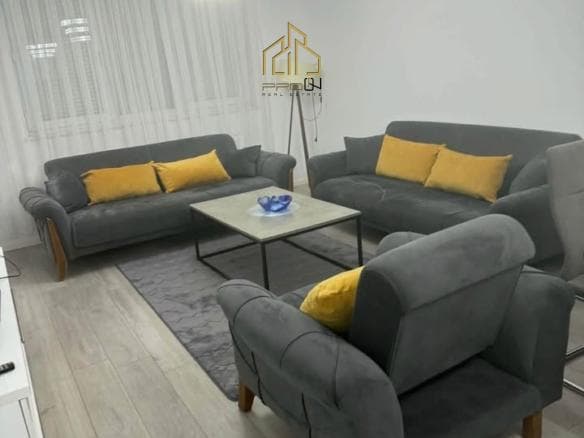 Banesë me qira – Rruga B