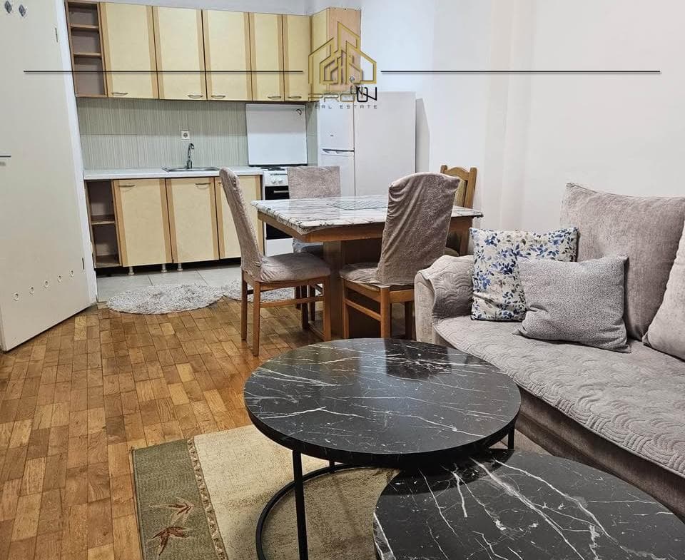 Banesë me qira – Mati 1 3