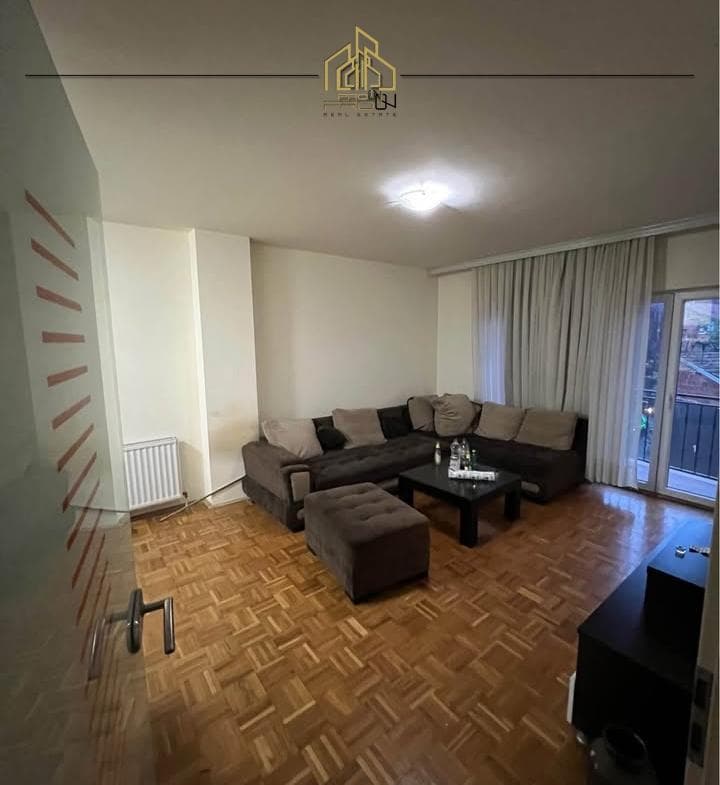 Banesë me qira – Tophane 2