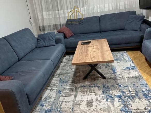 Banesë me qira – Kalabri (Emshir)