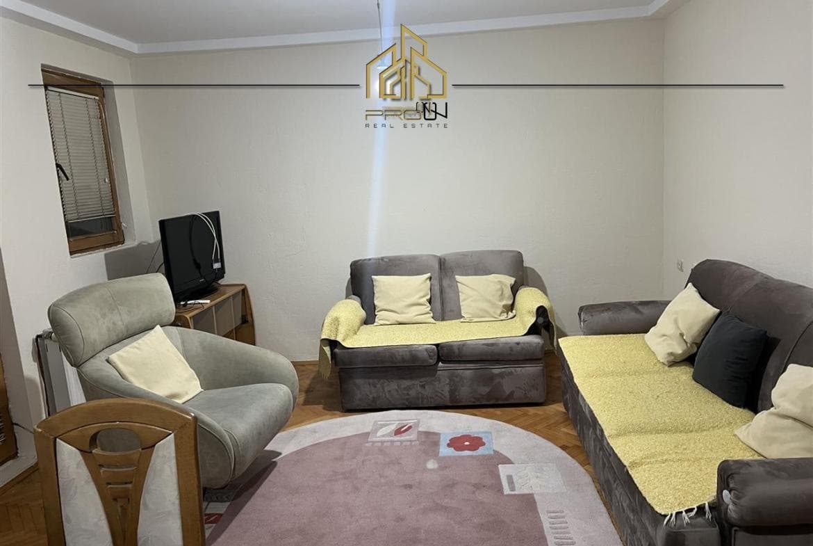Kat shtëpie me qira – Tophane 2