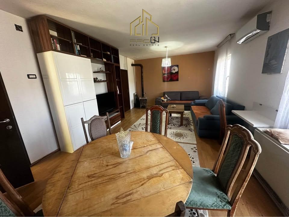Kat shtëpie me qira – Rruga A 3