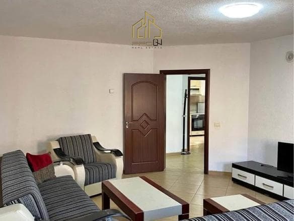 Banesë me qira – Kalabri (Emshir)