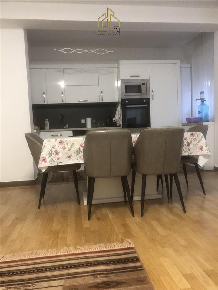 Banesë me qira – Mati 1 3