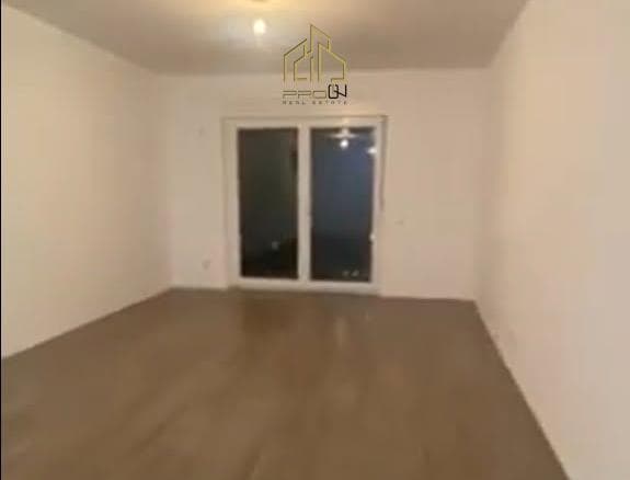 Banesë / Zyre me qira – Rruga B