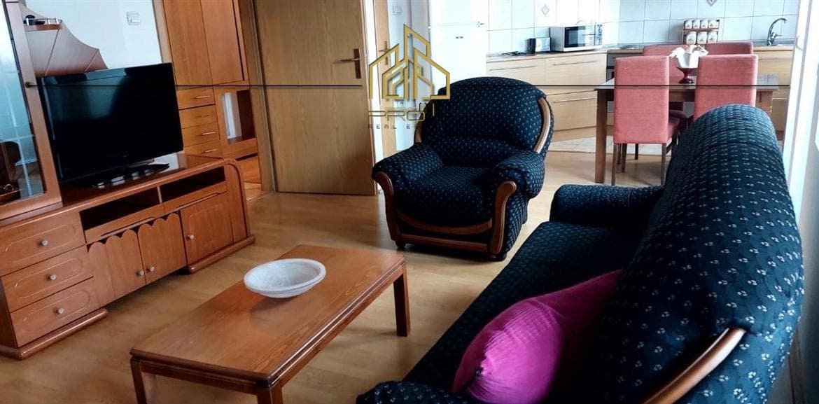 Banesë me qira – 4 Llullat 3