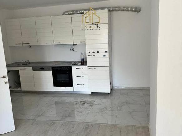 Banesë / Zyre me qira – Mati 1