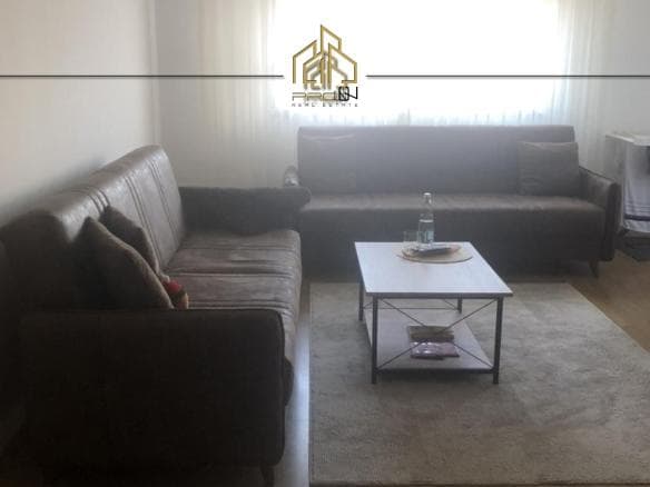 Banesë me qira – Tophane