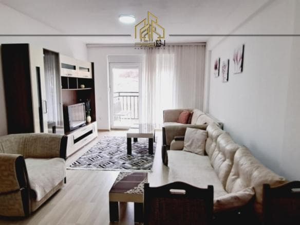 Banesë me qira – Kalabri (Emshir)