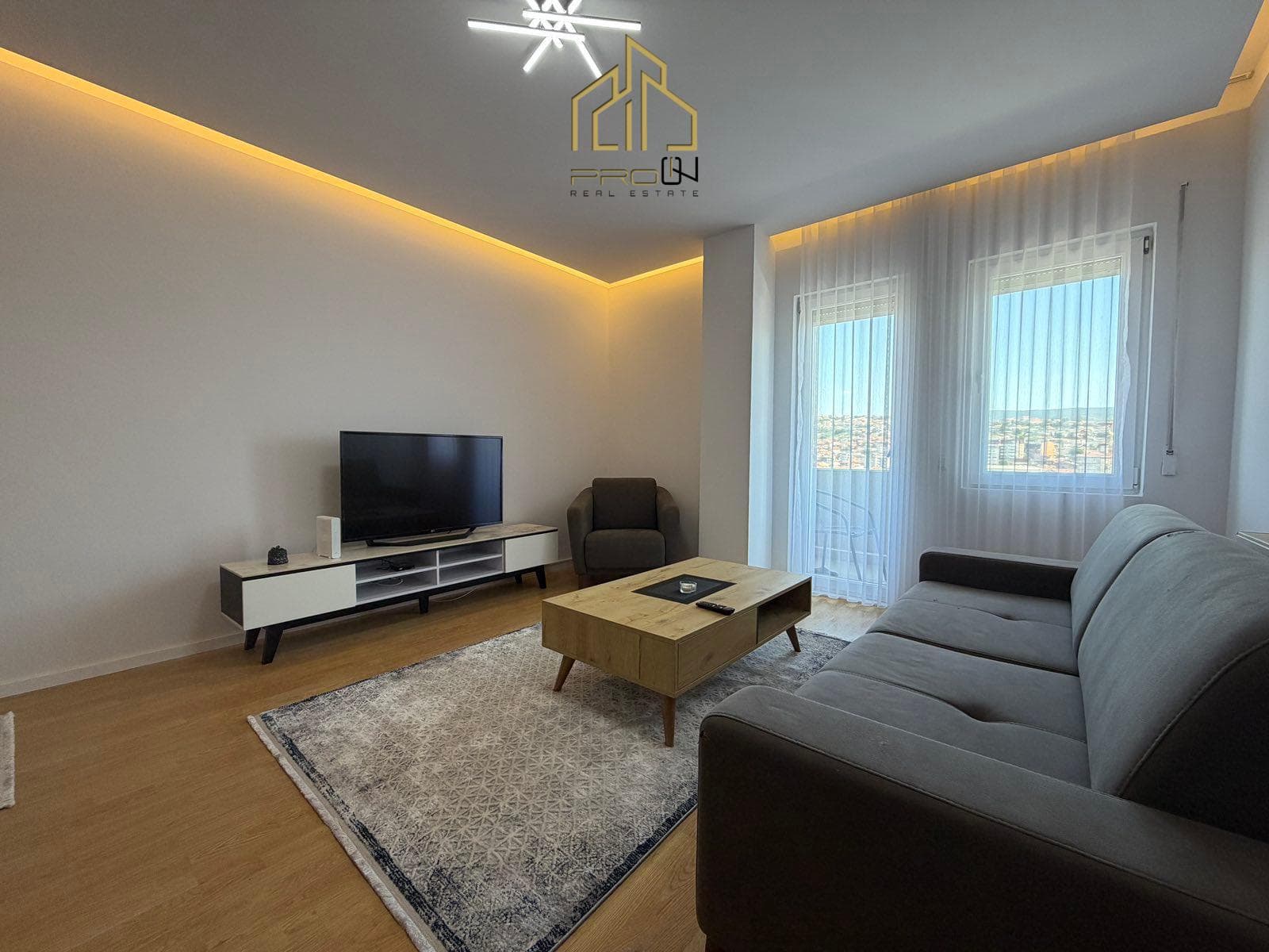 Banesë me qira – Tophane 2