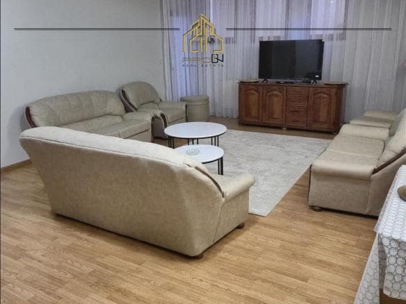Kat shtëpie me qira – Arbëri (Dragodan)