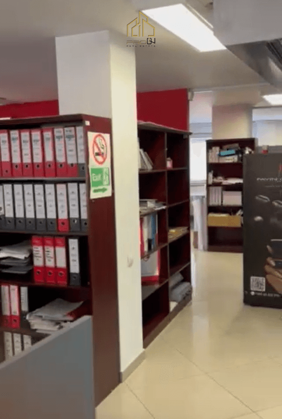Lokal / Zyre me qira – Parku i Qytetit 2