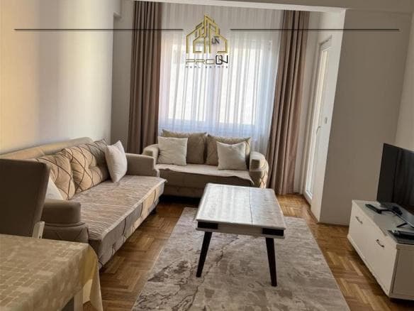Banesë me qira – Kalabri (Emshir)