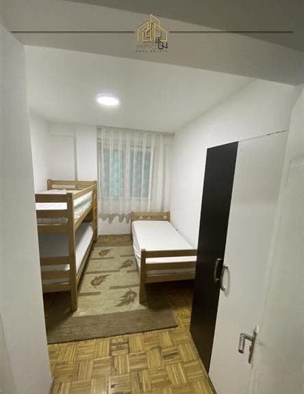 Banesë me qira – Mati 1 3