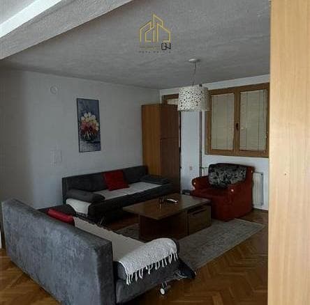 Banesë me qira – Tophane