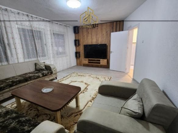 Kat shtëpie me qira – Arbëri (Dragodan)