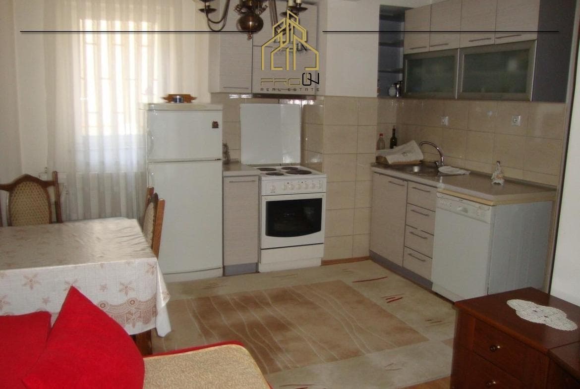 Garsoniere me qira – Qendër 3