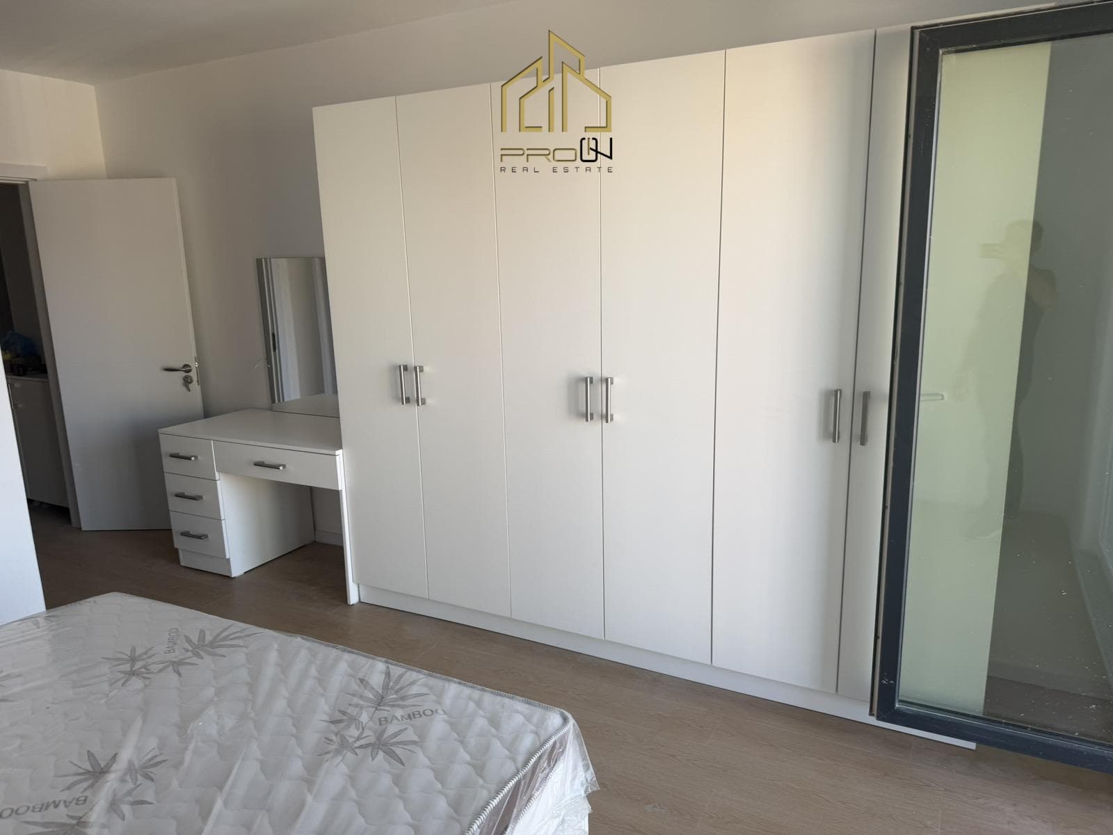 Banesë me qira – Mati 1 4