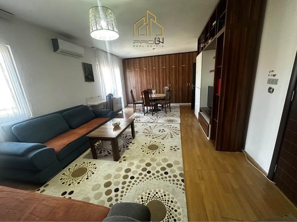 Kat shtëpie me qira – Rruga A 2