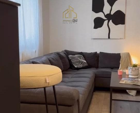Banesë me qira – Kalabri (Emshir)