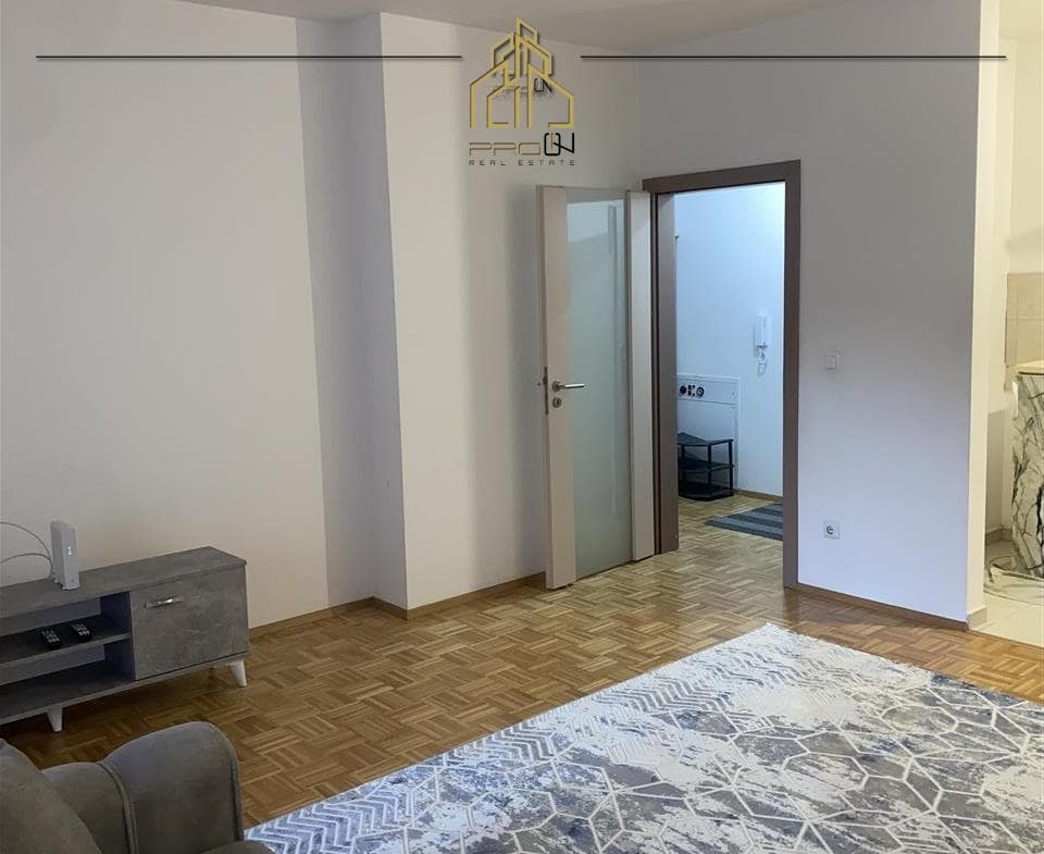 Banesë me qira – Mati 1 4