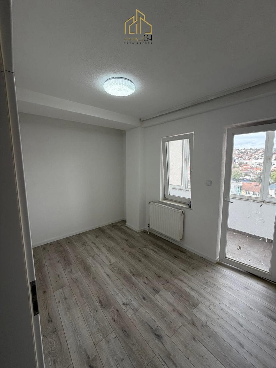 Banesë / Zyre me qira – Qendër 3