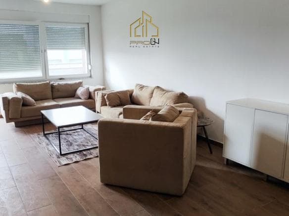 Penthouse me qira – Mati 1
