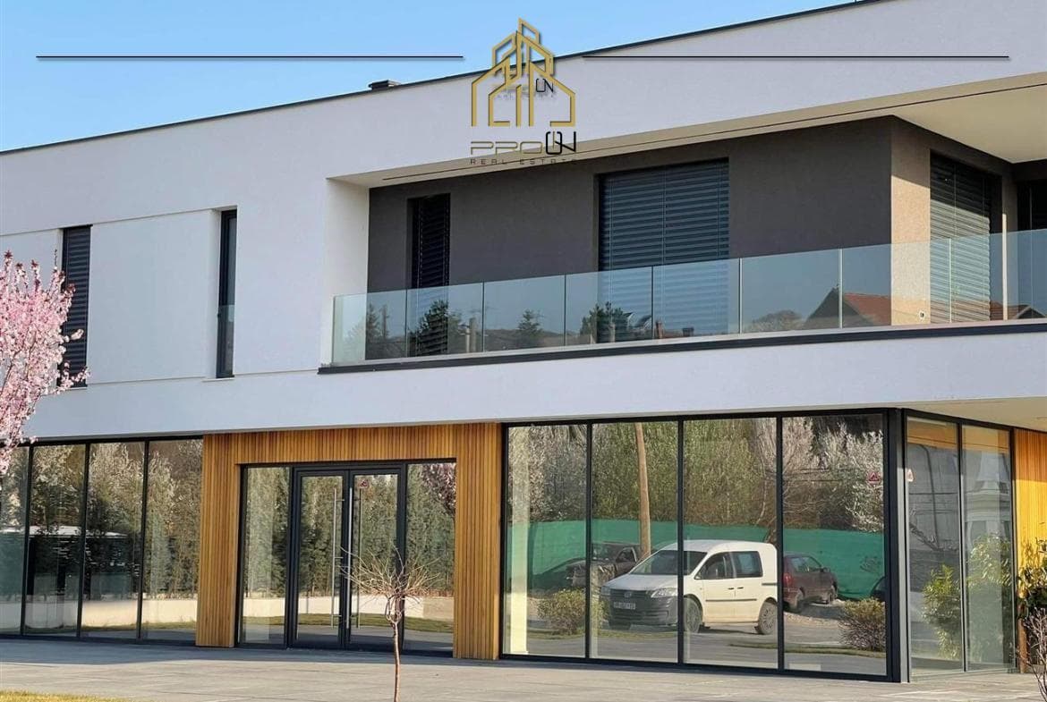 Shtëpi në shitje – Mati 1 3
