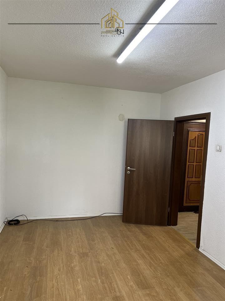 Zyre me qira – Qendër 4
