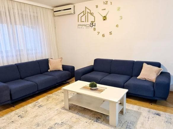 Banesë me qira – Kalabri (Emshir)