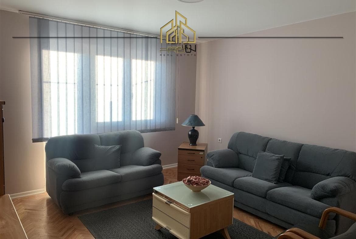 Zyre me qira – Qendër 4