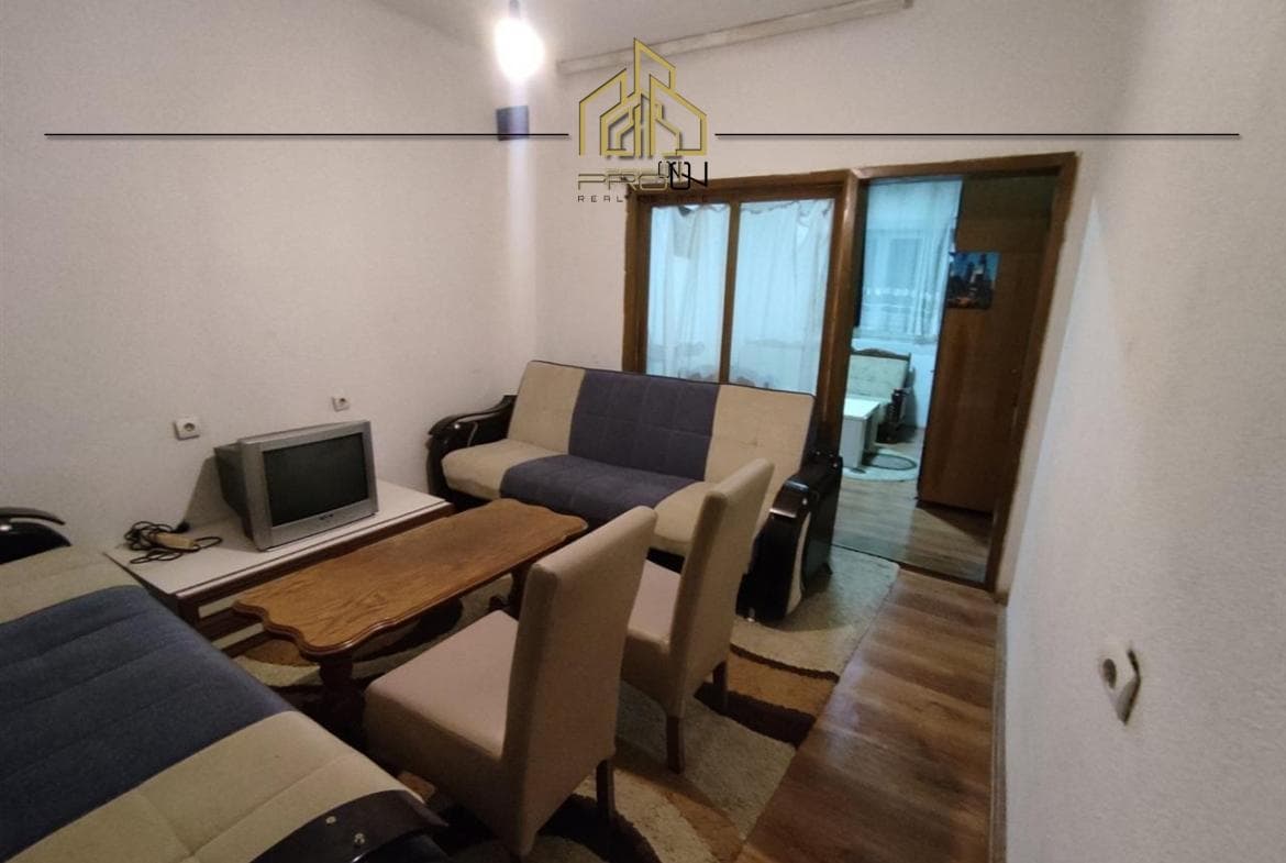 Banesë / Zyre me qira – Pejton 2