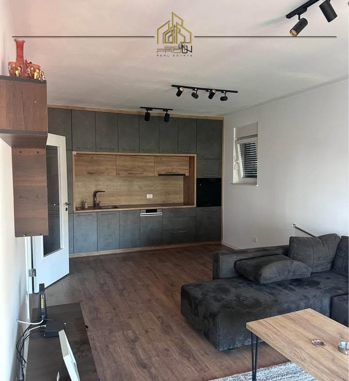 Banesë me qira – Tophane 4