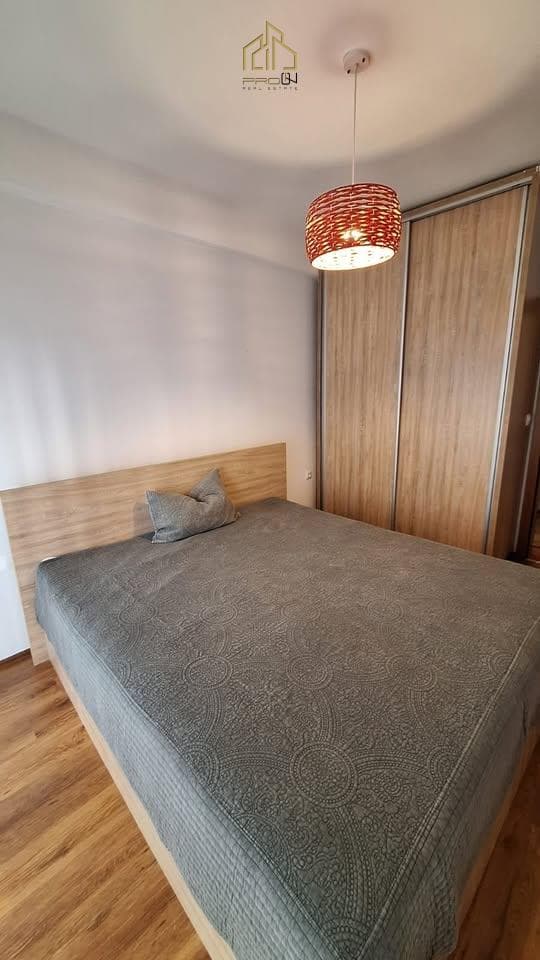 Banesë me qira – Mati 1 4