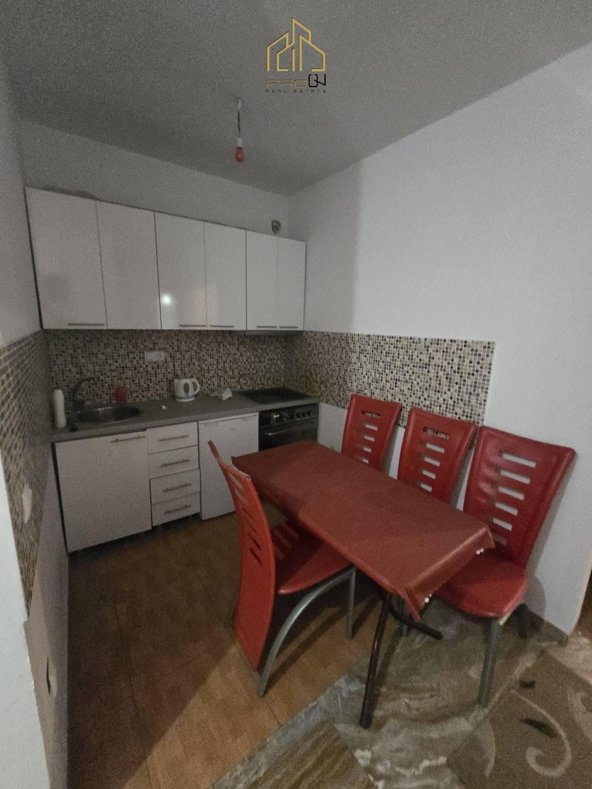 Banesë me qira – Mati 1 3