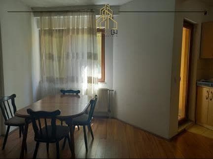 Banesë me qira – 4 Llullat 3