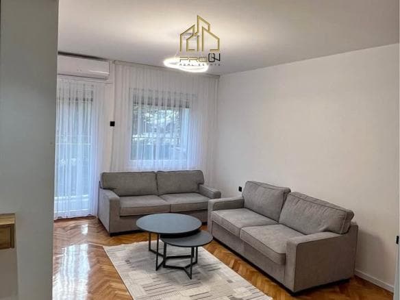 Banesë me qira – Bregu i Diellit