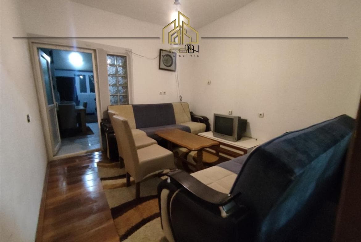 Banesë / Zyre me qira – Pejton 3