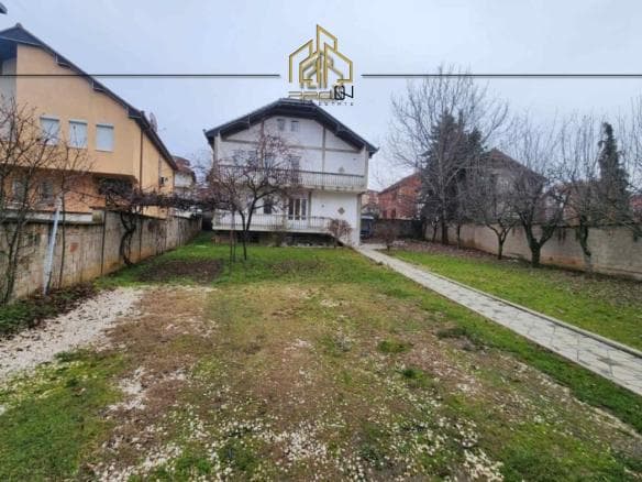 Shtëpi me qira – Kalabri (Emshir)