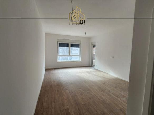 Banesë / Zyre me qira – Rruga C