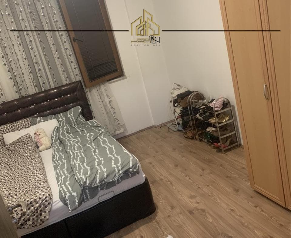 Banesë me qira – 4 Llullat 4